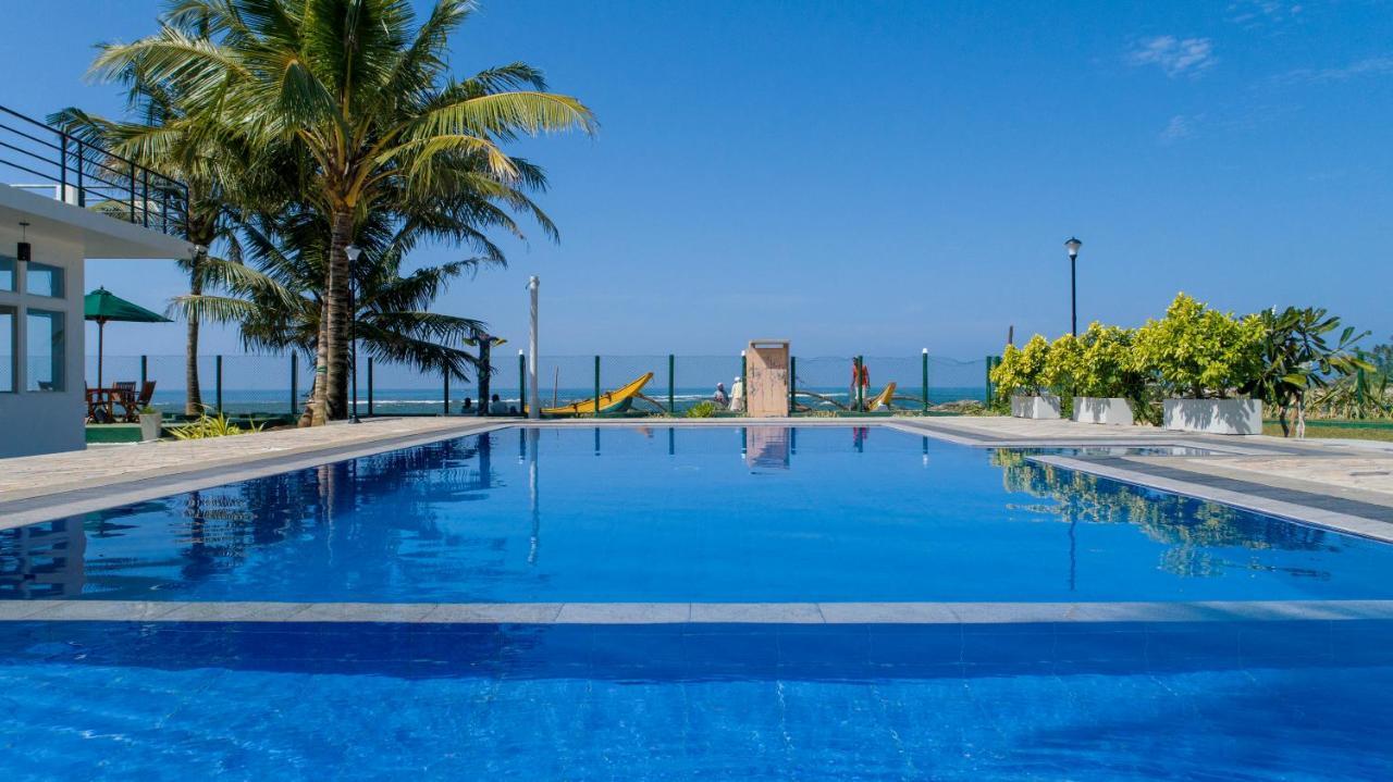 Manara Beach Resort Beruwala Eksteriør billede