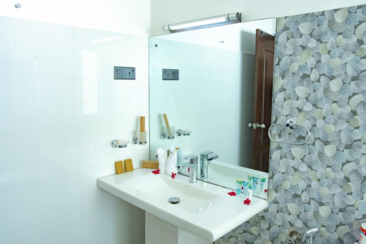Manara Beach Resort Beruwala Eksteriør billede