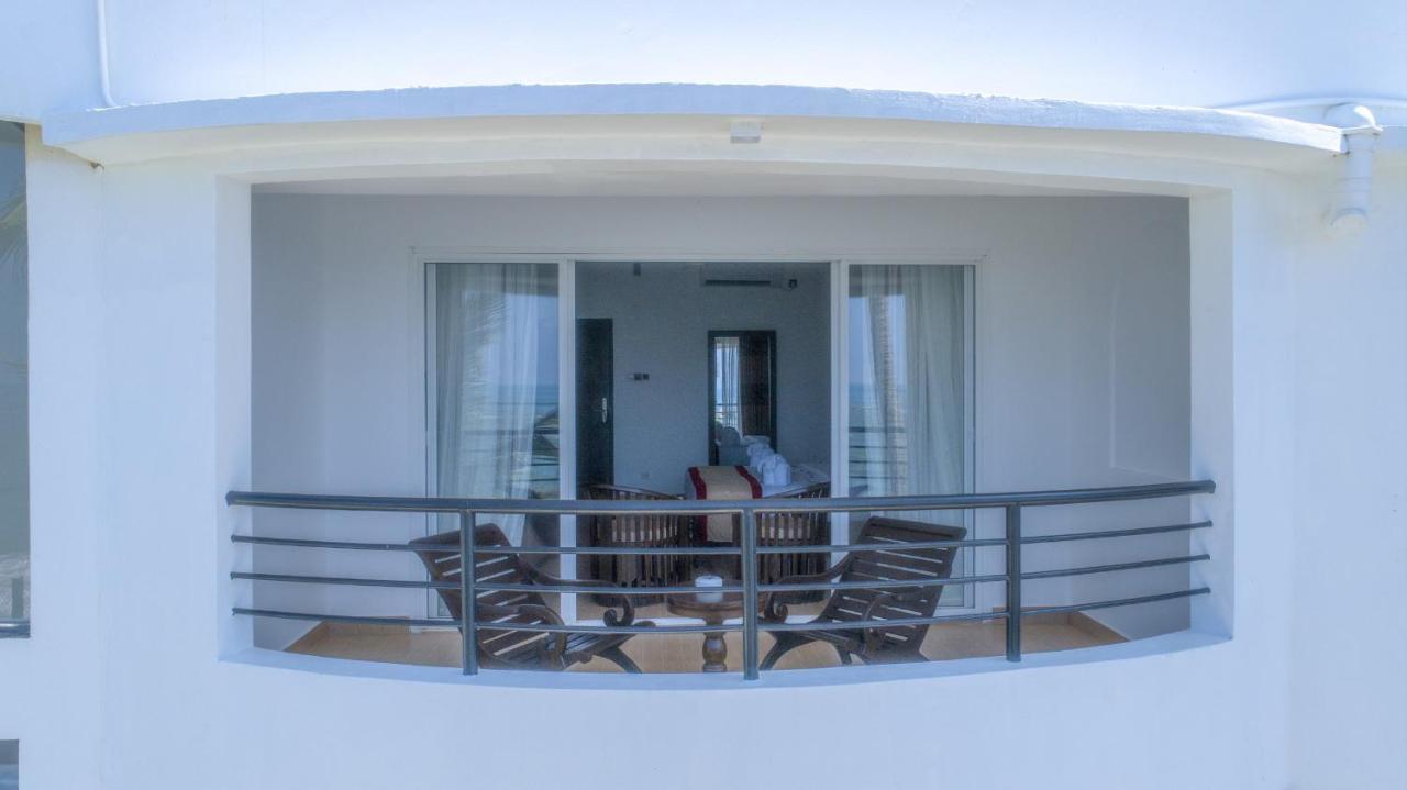 Manara Beach Resort Beruwala Eksteriør billede